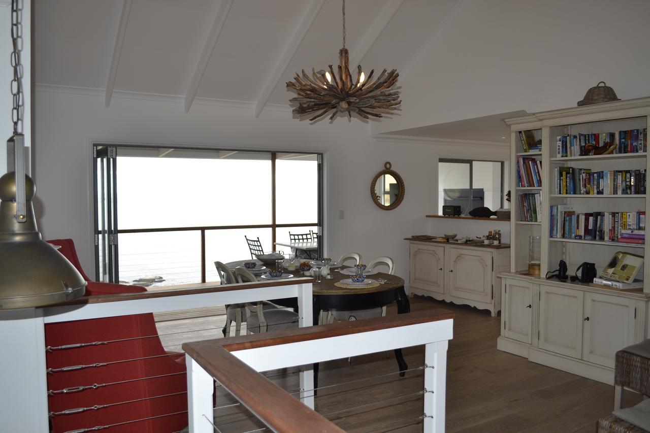 Oceans Drift (Adults Only) Hotel Кейптаун Екстериор снимка