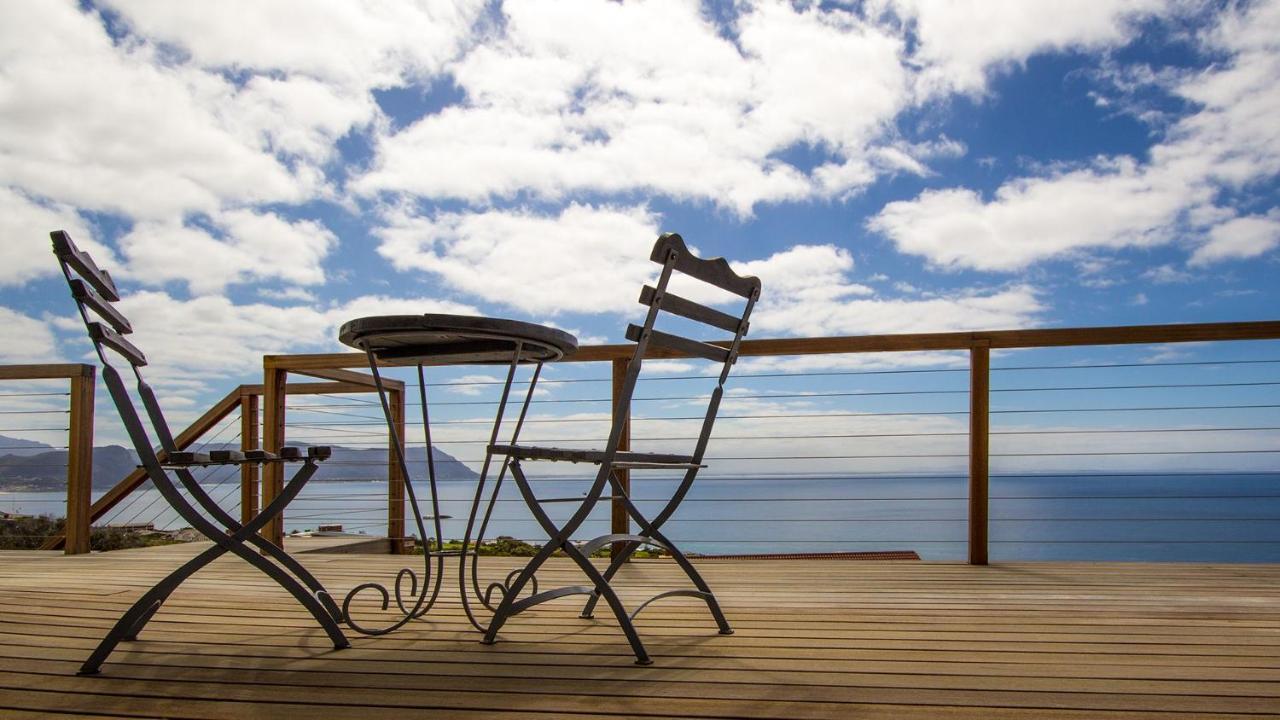 Oceans Drift (Adults Only) Hotel Кейптаун Екстериор снимка